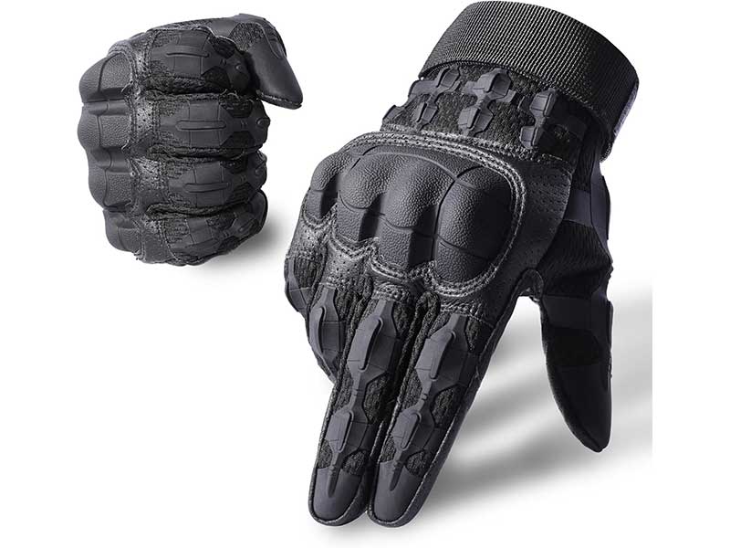 A pair of anti-impact tactical gloves